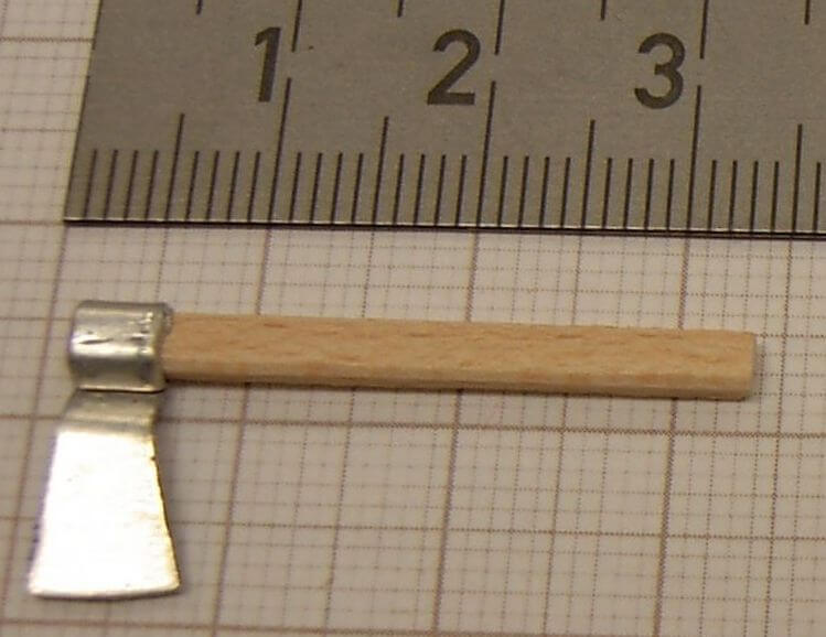 1x Holz-Beil 3,0cm lang. Kopf silber-metallic, Stil Holz,   