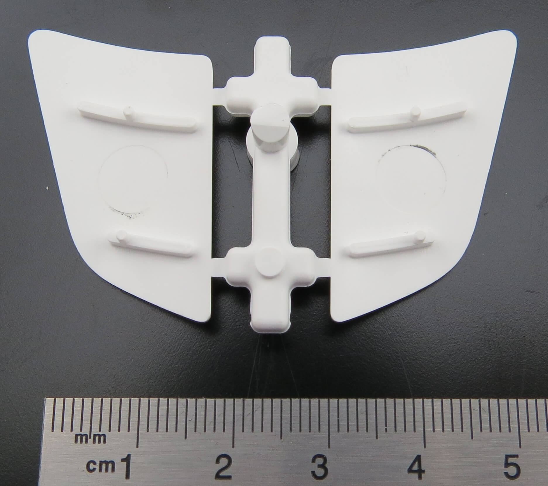 Verkerk optimierte Windleitbleche für Volvo FH16 (Tamiya