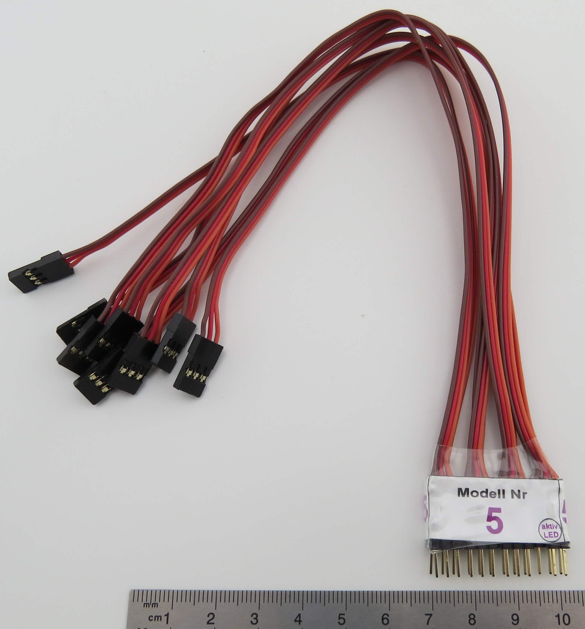 Modellwahlschalter 5 zur Umschaltung von bis zu 7 Kanälen   