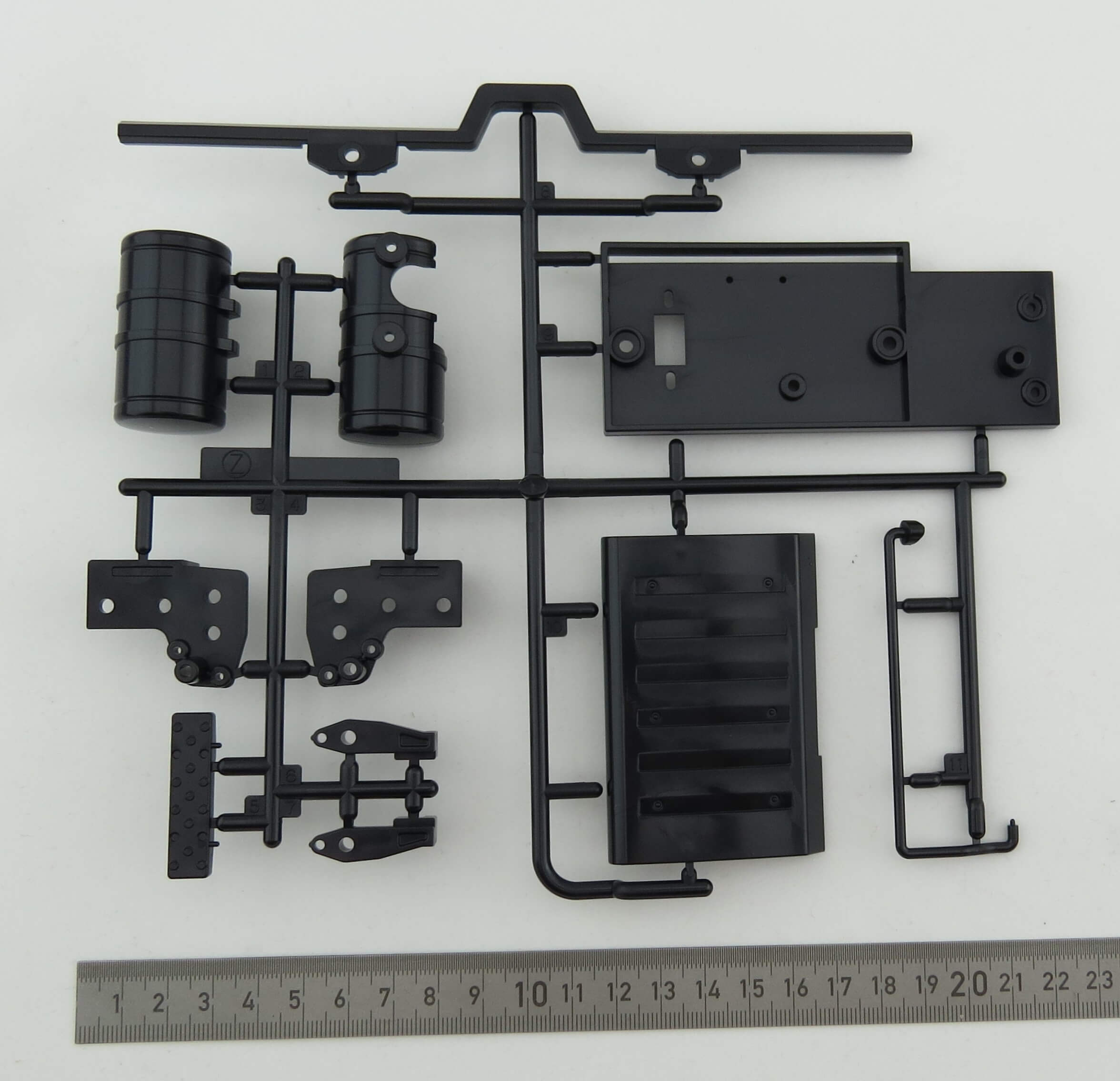 Z-Teile für Tamiya Arocs 3348 Stoßstange hinten, Luftkessel 