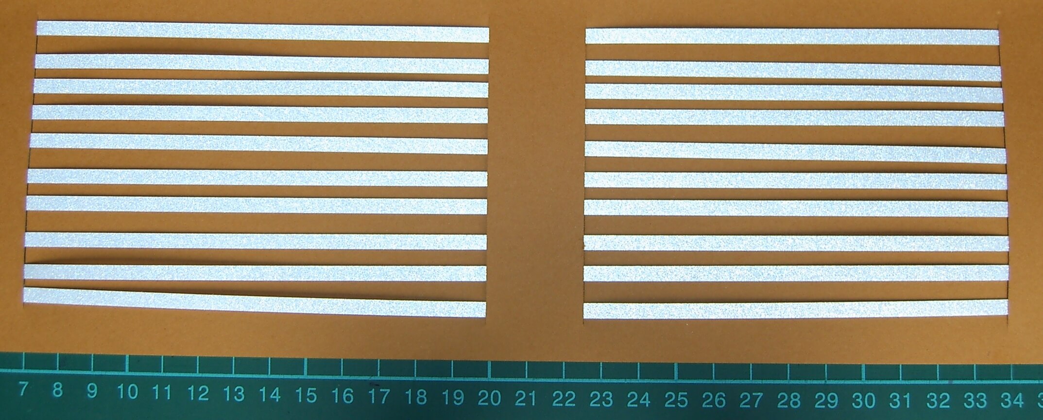 Warnstreifenset 4mm Streifenbreite, weiss-reflex, ca. 280mm 