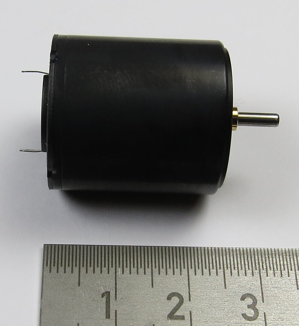 1x DC-Kleinmotor 6V 2224U006SR von Faulhaber. Nennspannung