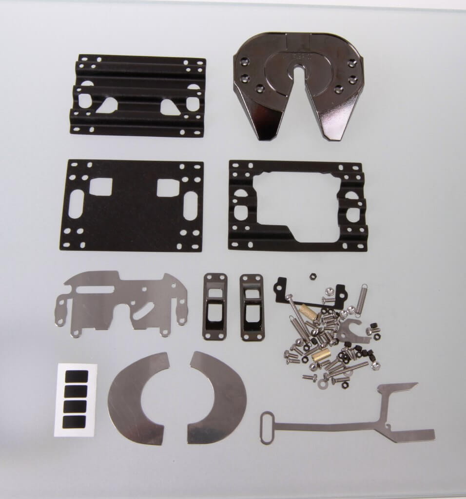 Sattelplatte Jost, Bausatz mit Jost- Schriftzug. Schwarz