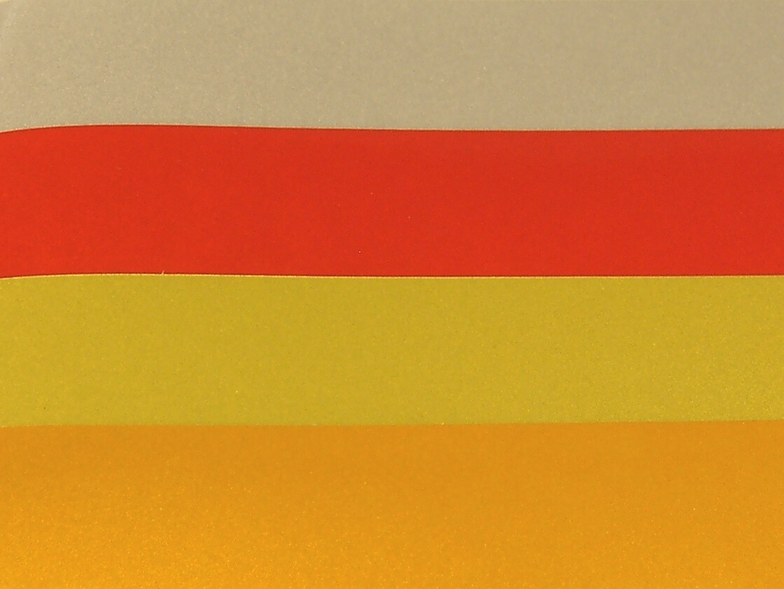 Selbstklebende Reflexfolie. Ca.280x100mm je Stück. Zum      