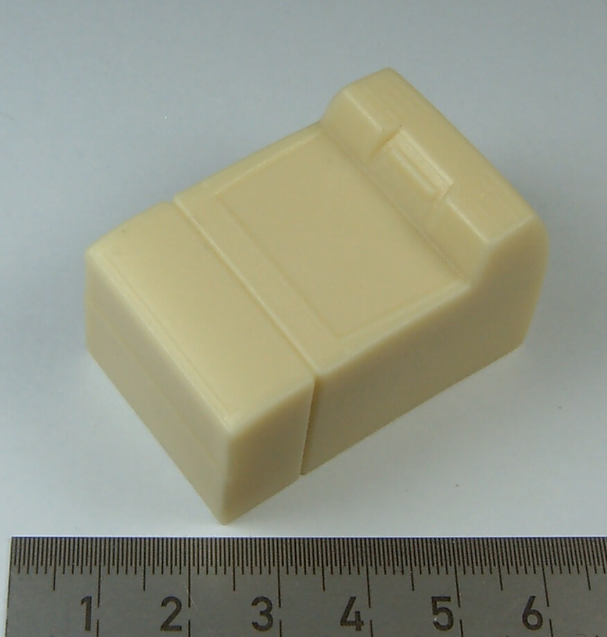 1 Kühlbox aus PU-Kunststoff. Passend zum MAN von Tamiya