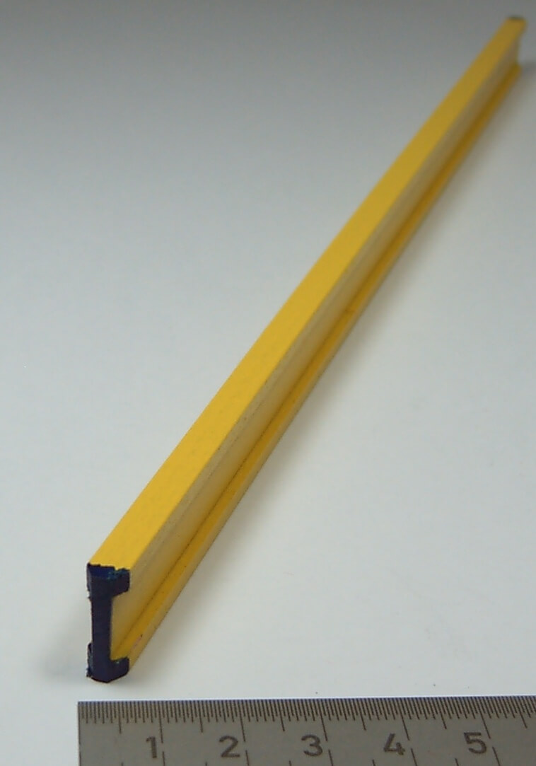 1 Schalungs-Träger, aus Holz, 2-farbig lackiert, für den