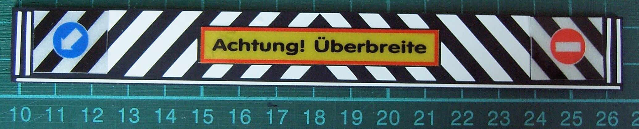 1 Schmutzfänger Nr.36 ca. 165x20x1mm mit Foliendekor (weiß) 
