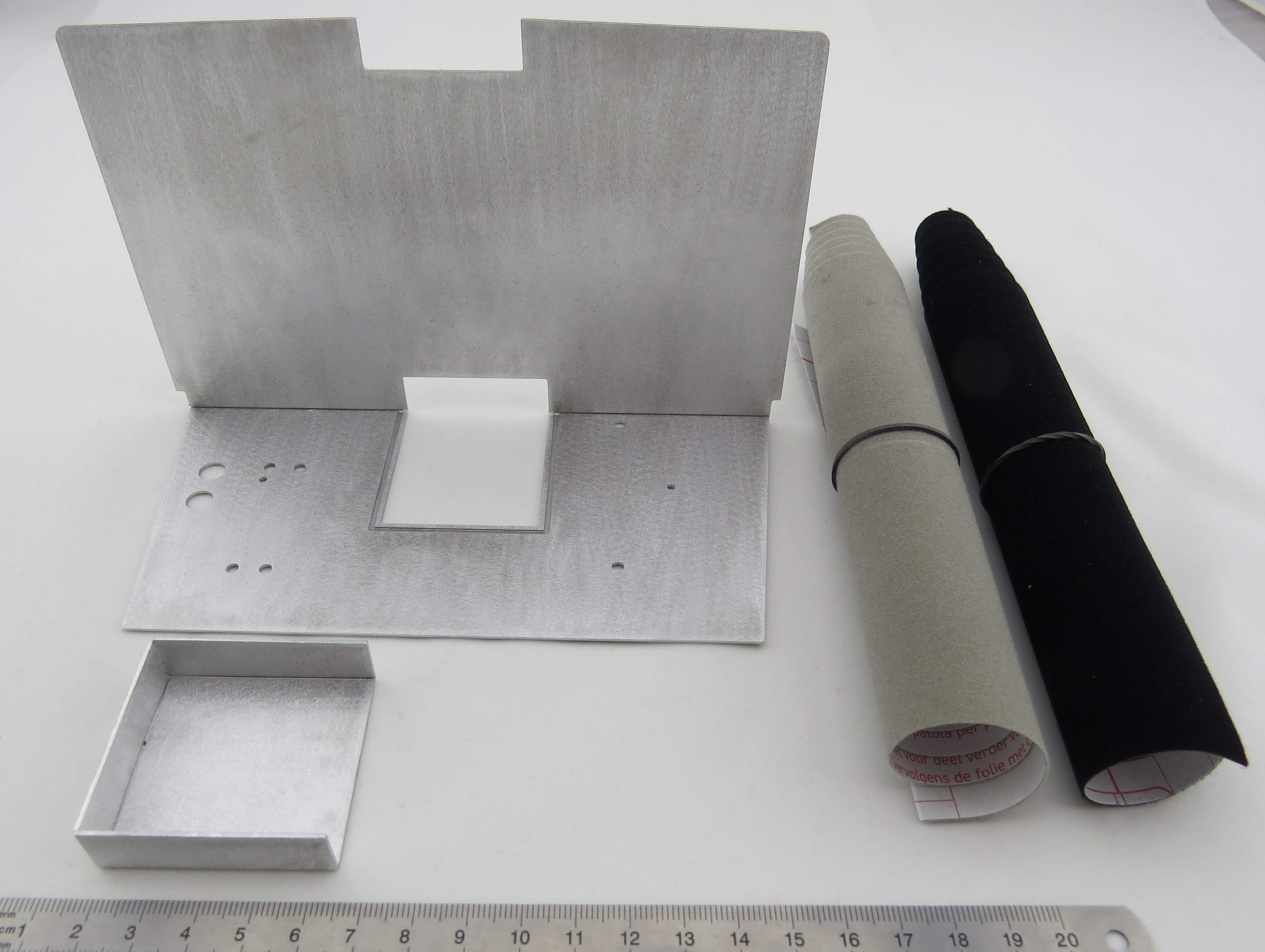 Innenausbau-Alu-Montagewinkel für Scania von Tamiya. Für