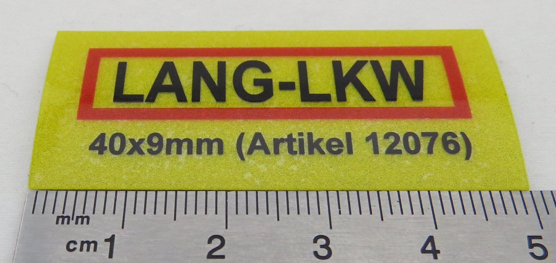 Aufkleber REFLEX-Warnschild "LANG-LKW"   aus selbstklebender