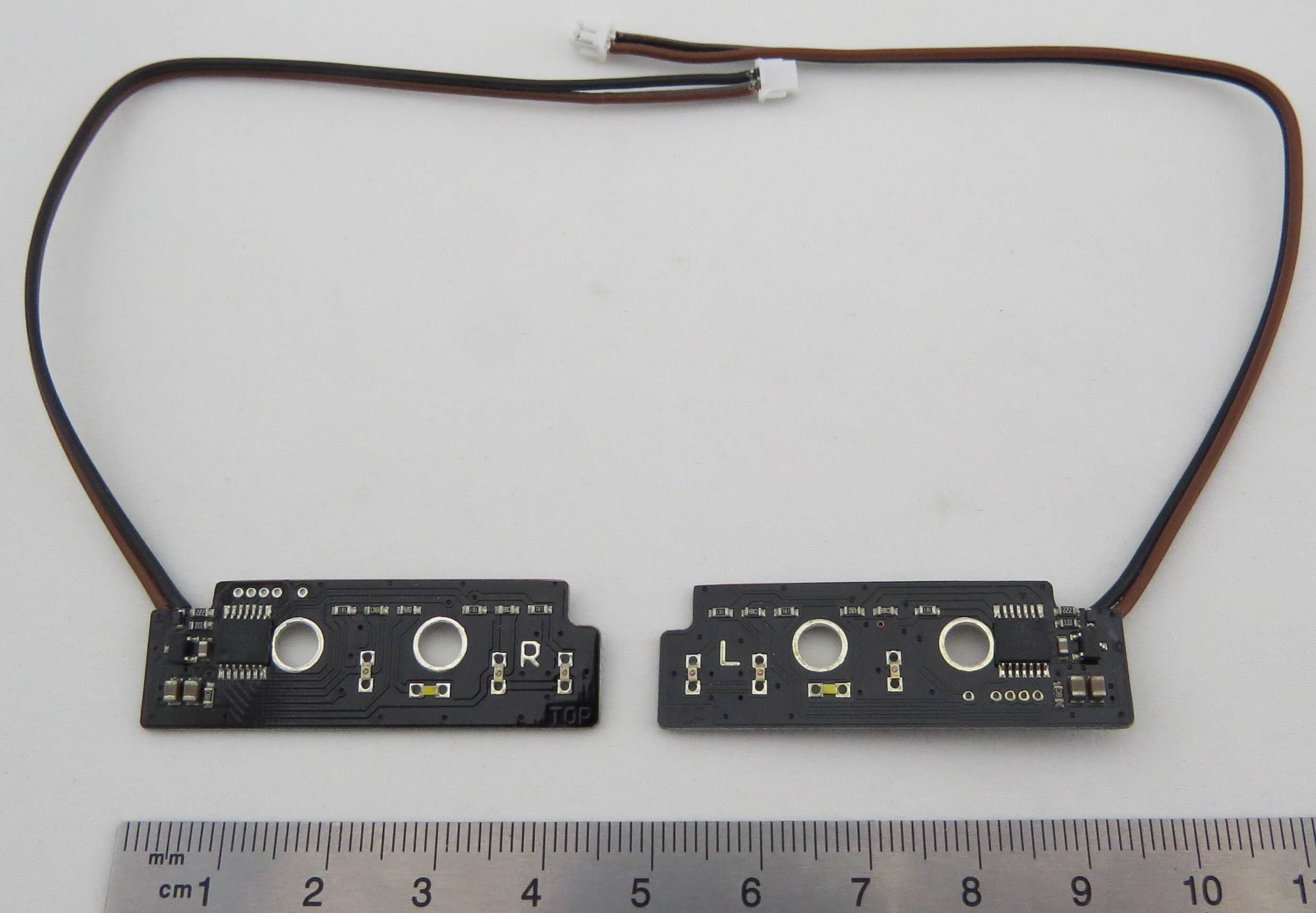Heckleuchten-Platinen (Paar) für AROCS 3348 von Tamiya.