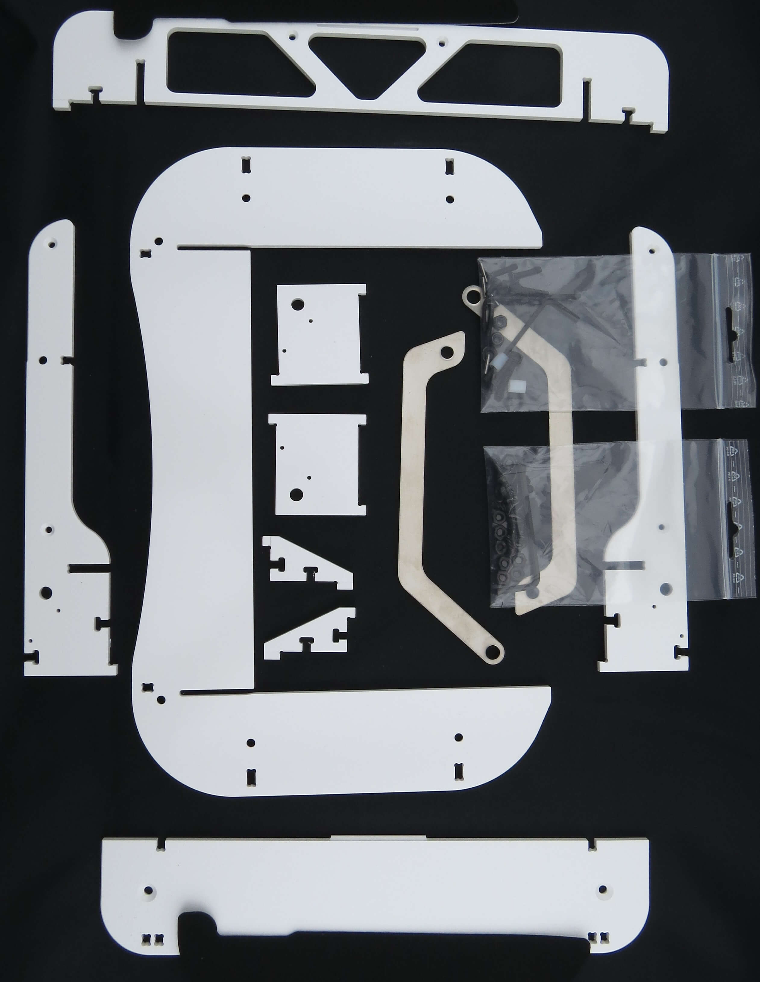 1 Senderpult für HS-12-Handsender, weiss. Bausatz mit       