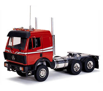 Komplettbausatz Mercedes, rot, Sattelzugmschine