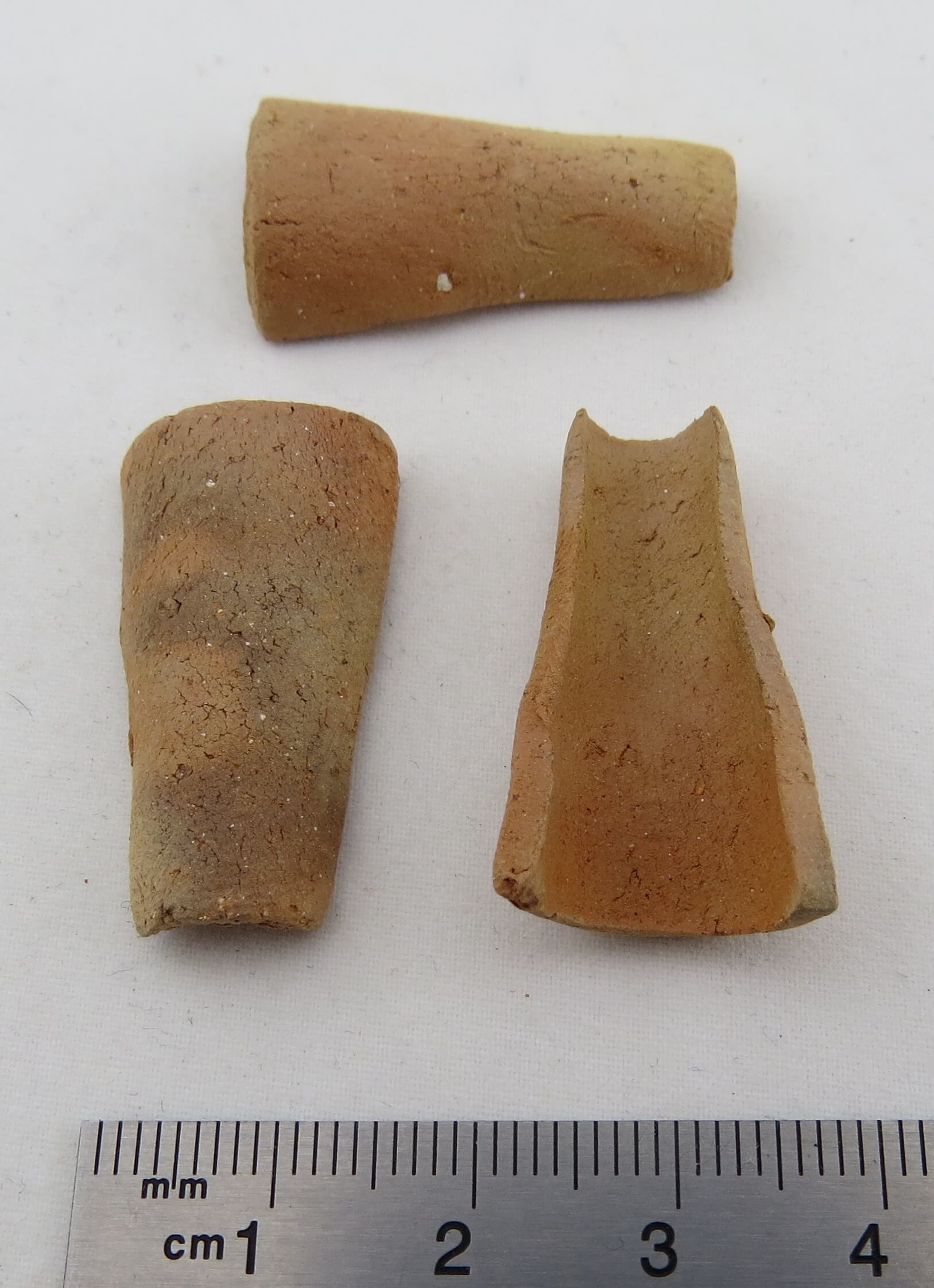 Dachziegel 3,0cm,rot, 30x16mm Schachtel  mit ca. 100 Stück