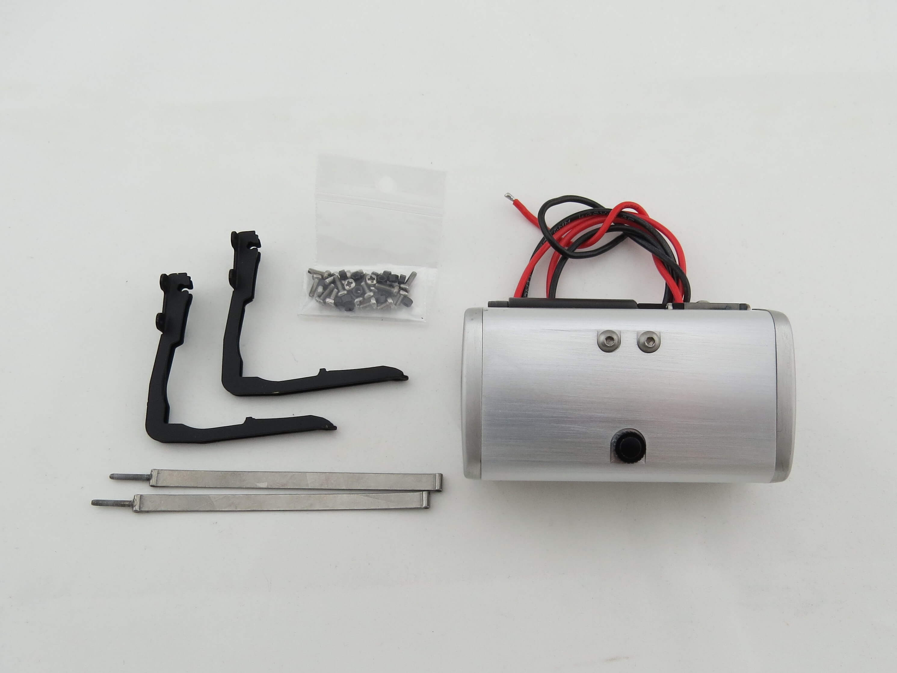 ScaleART Hydraulikpumpe 240 ml, im Fahrzeugtank (kurz)      