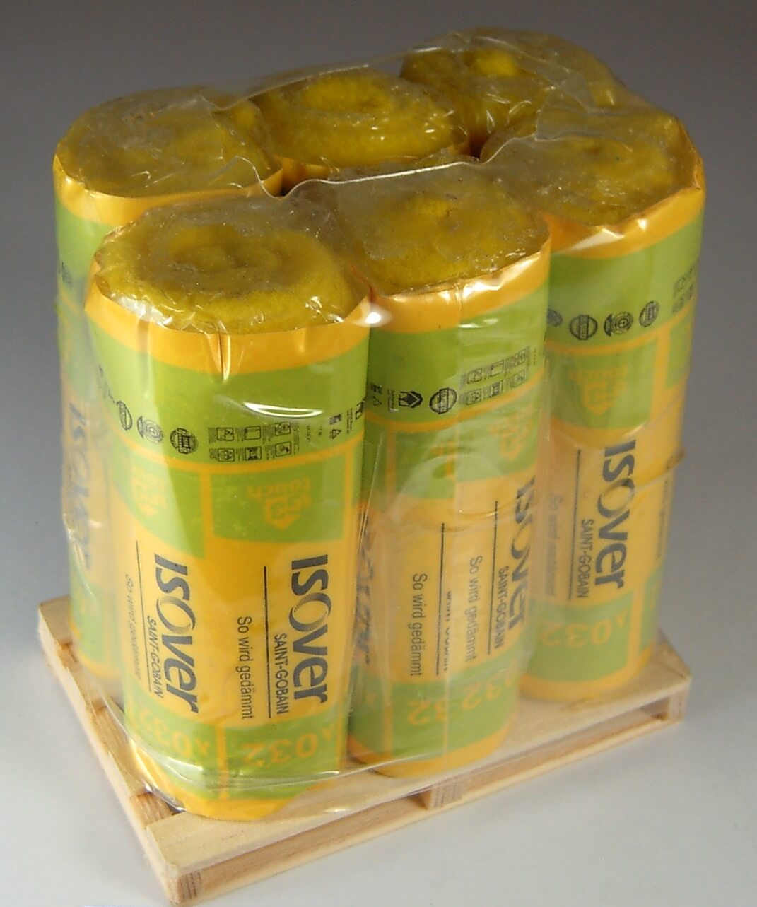 ISOVER-Palette im Maßstab 1:Tamiya. Nachbau einer Original  