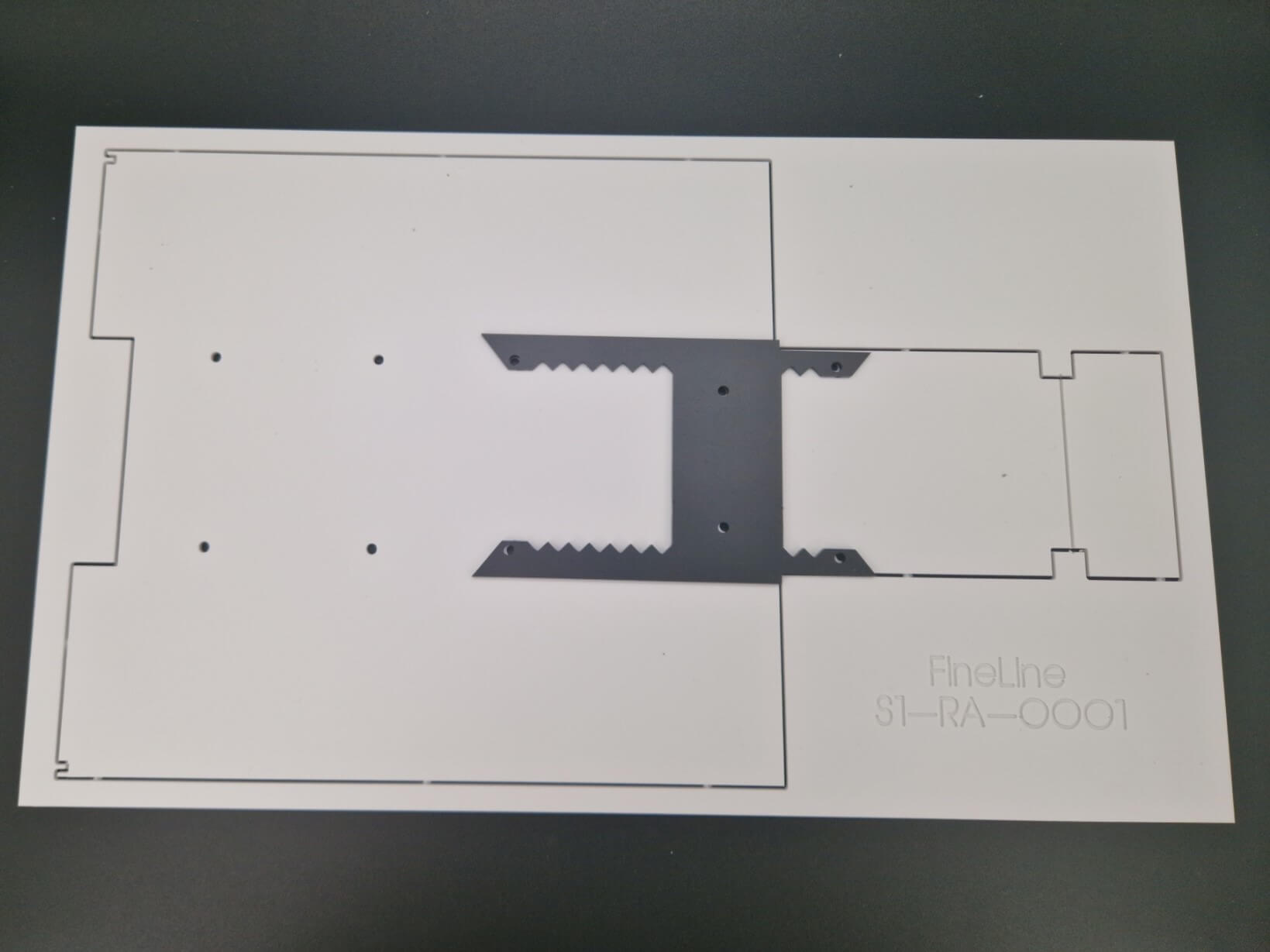 FineLine Rahmenabdeckung Scania R470 (Unterflur)