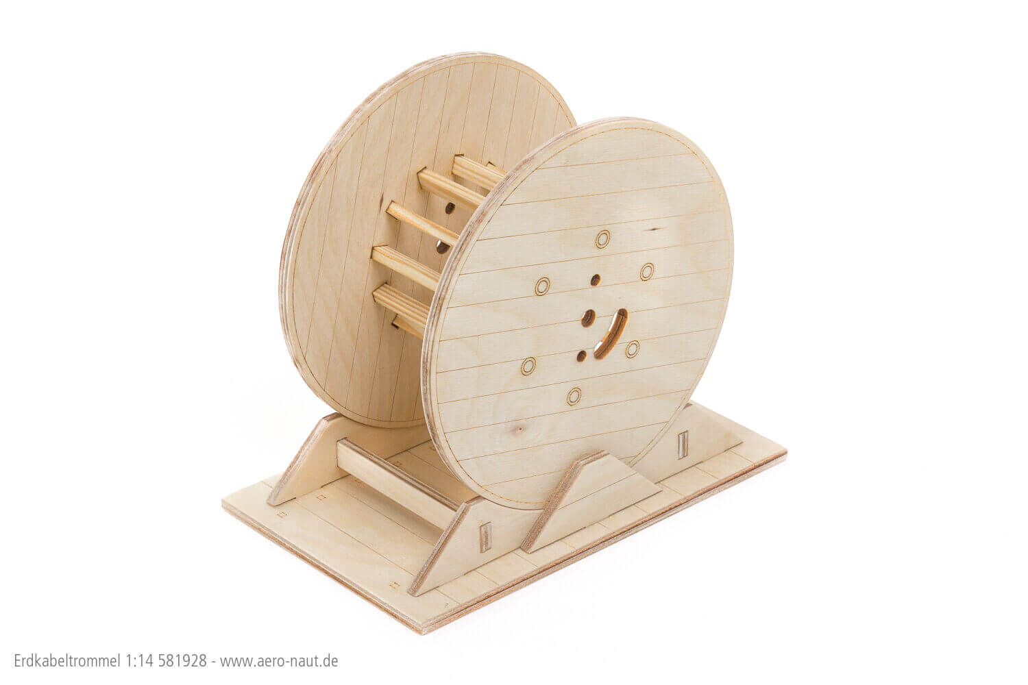 Erdkabeltrommel ohne Kabel. Bausatz aus  Laser- und Holzteil