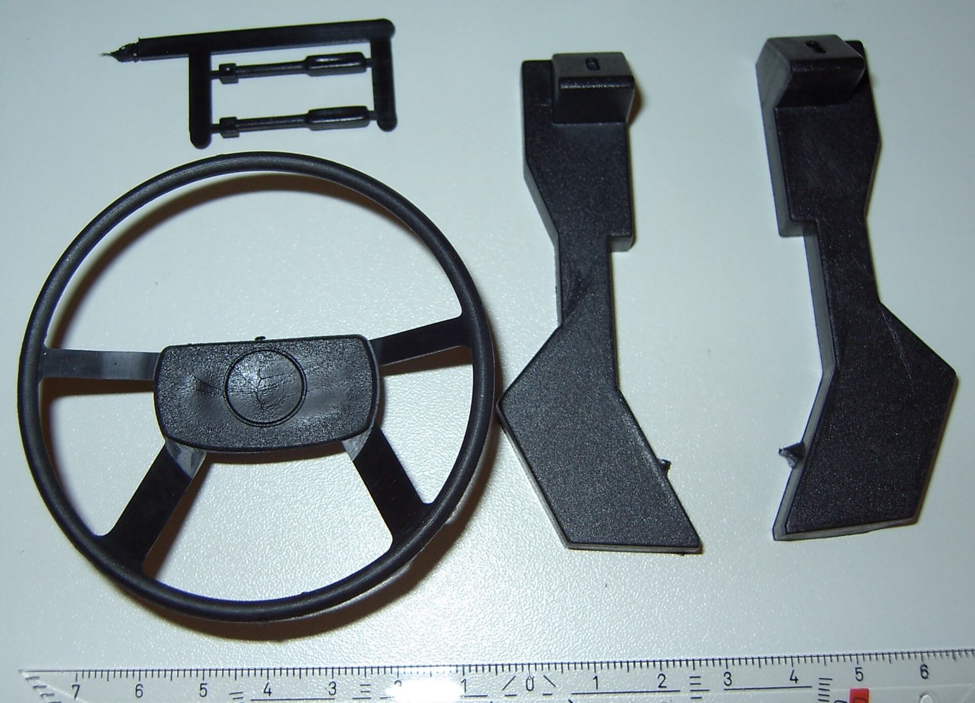 1 Lenksäule komplett. Mit Lenkrad 70mm   Durchmesser. Mit   