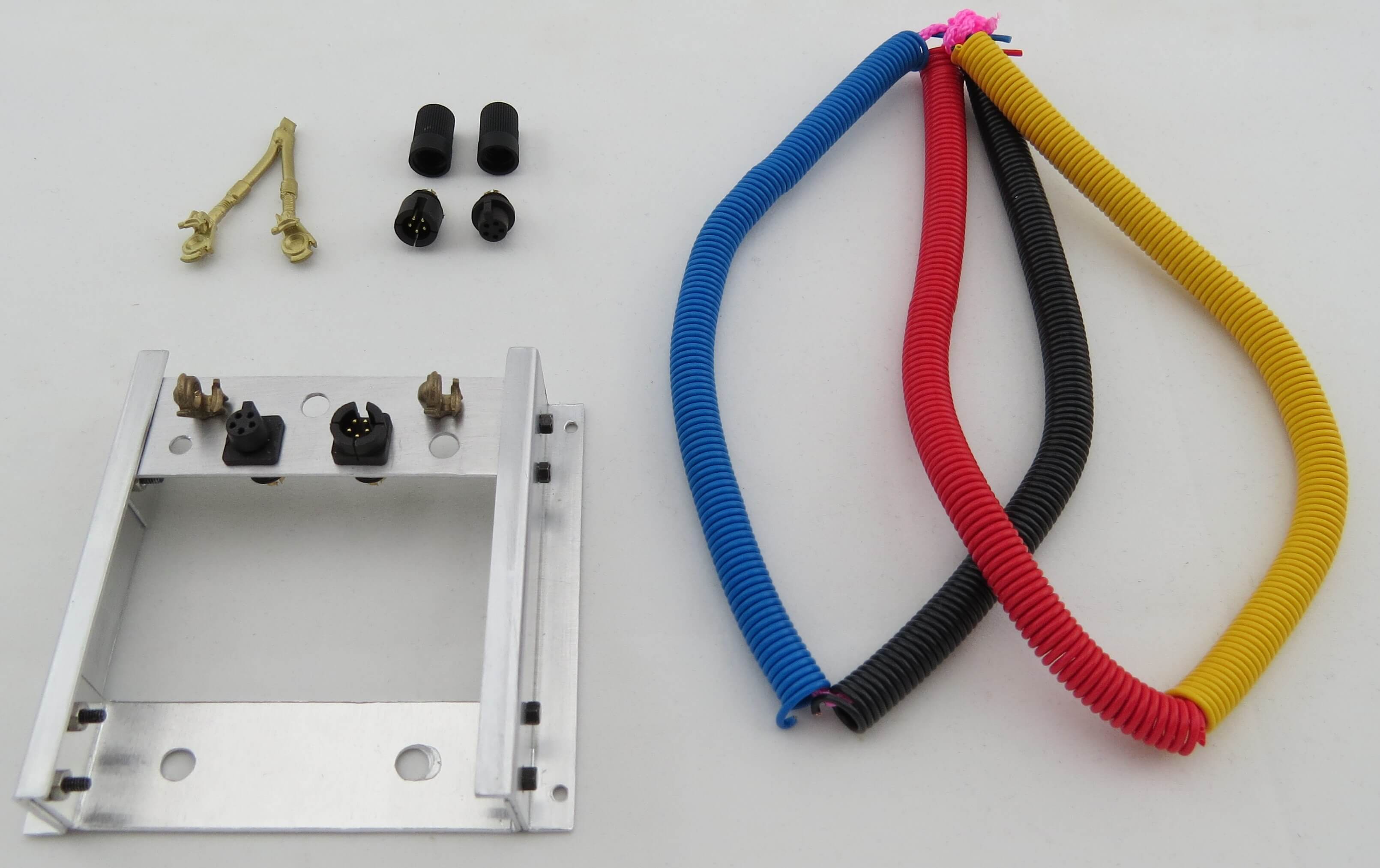 Hohe Anschluß-Konsole für Druckluft- und Elektro-Anschlüße  