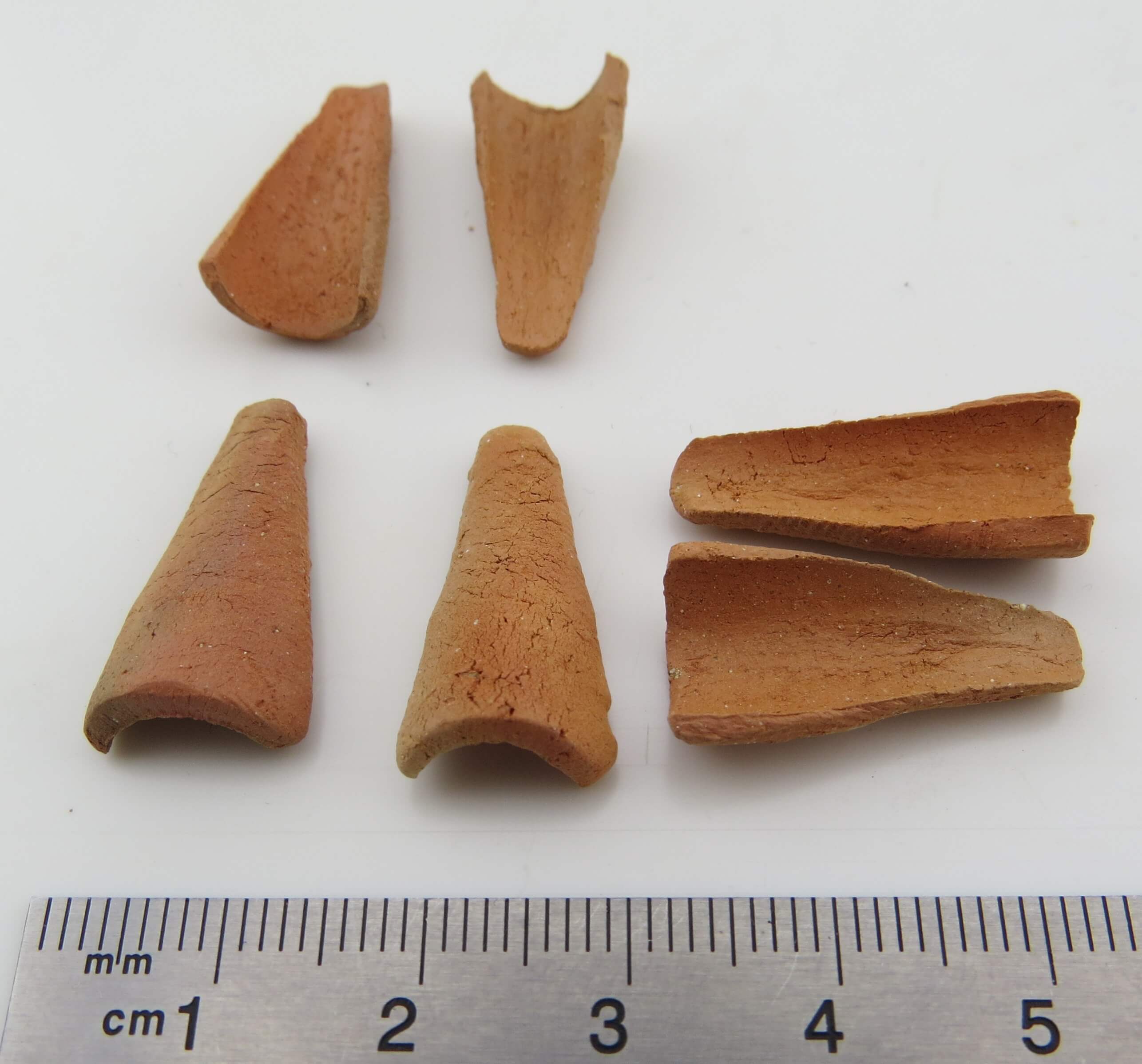 Firstziegel 22x10mm, rotbraun Box mit 96 Stück. Mönch und