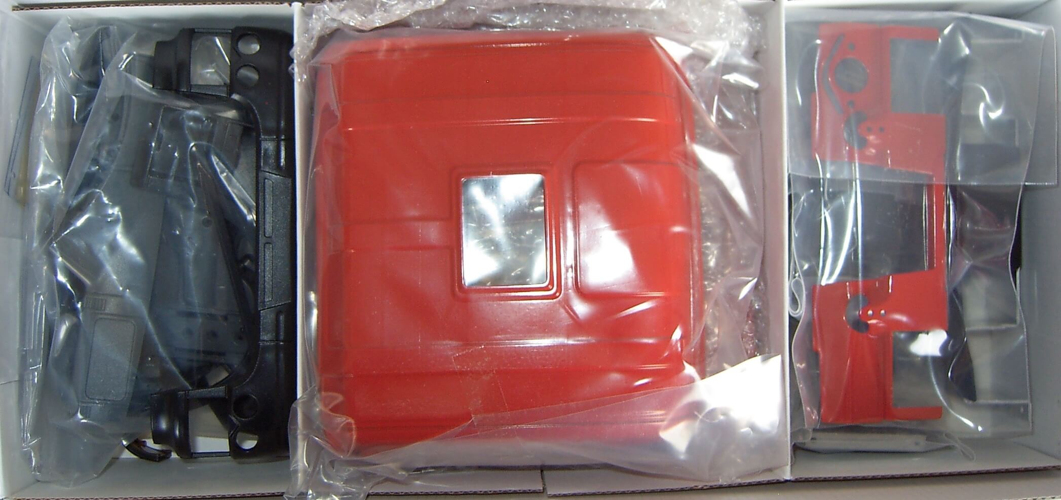 Scania Fahrerhaus TOPLINE, rot, Bausatz  (581)              