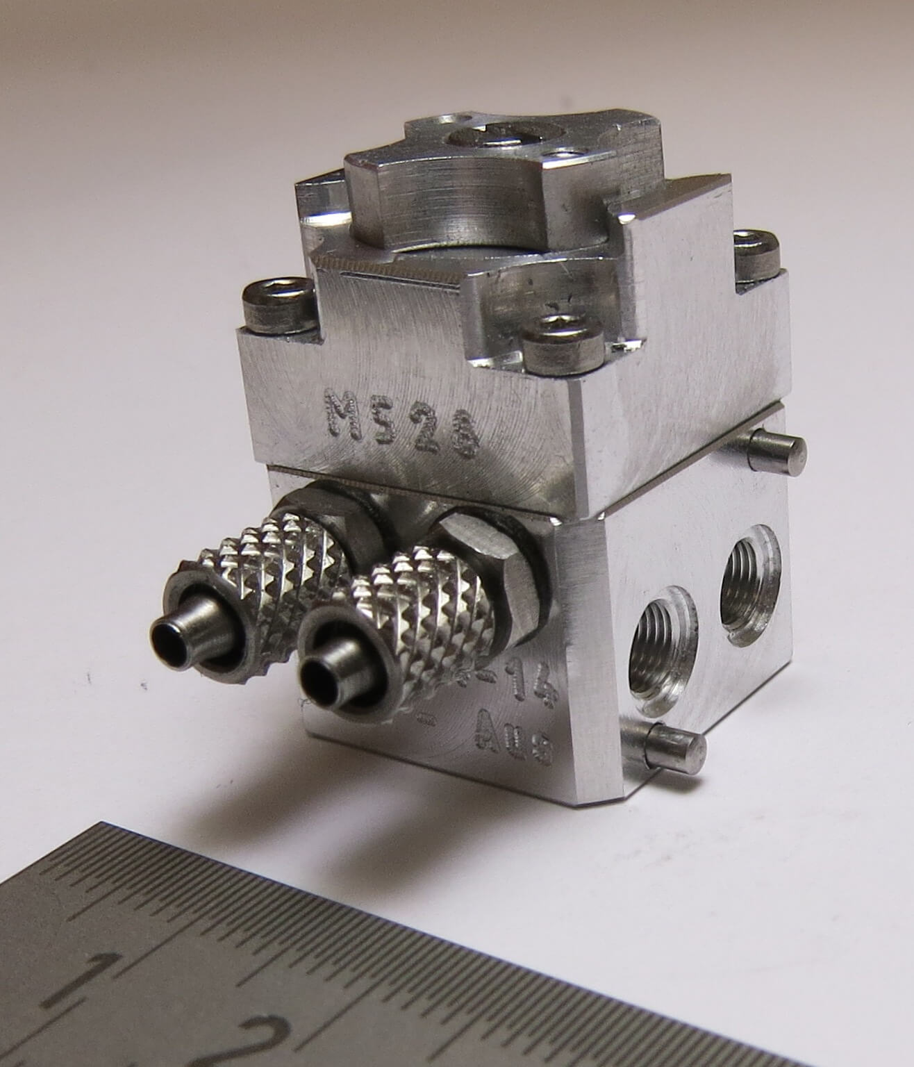 1x Hydraulik-Steuerventil 1-fach. Anreihbar                 