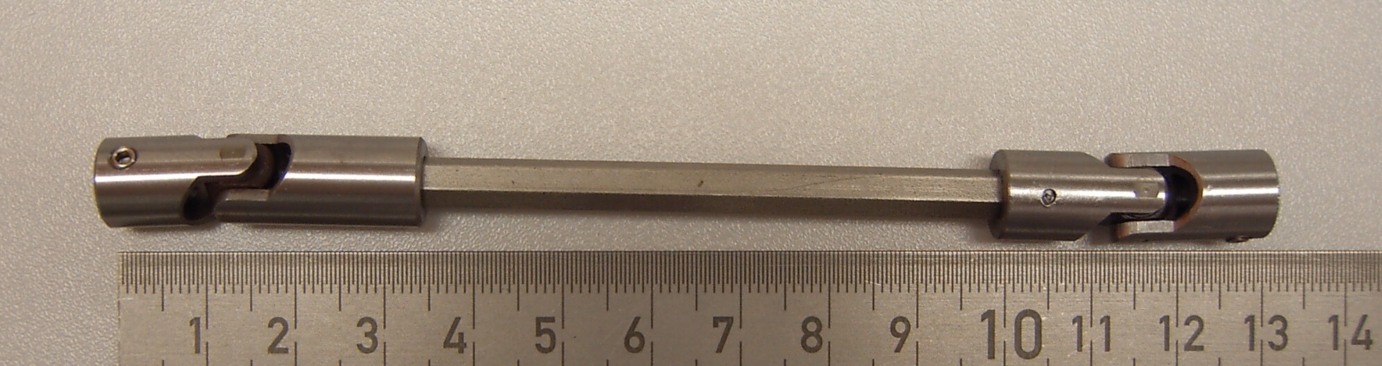 Doppel-Kardangelenk 10mm Durchmesser, Gesamtlänge           