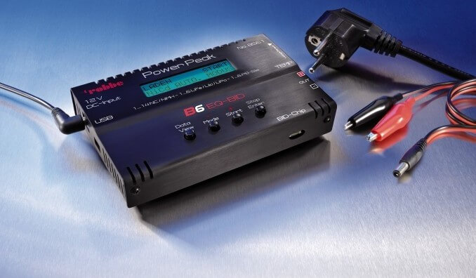 Ladegerät POWER PEAK B6 EQ-BID, Multiplex. Kompakte Statio