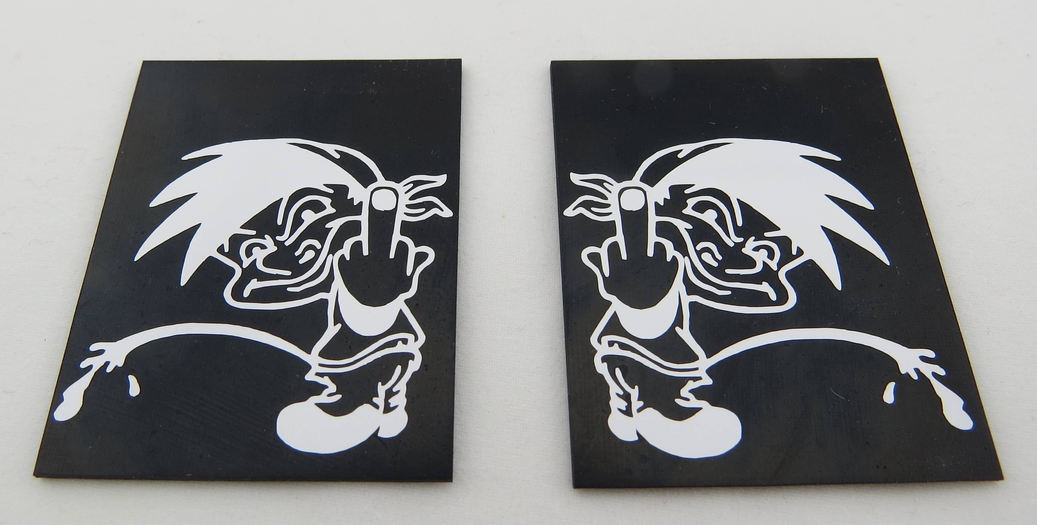 1 Paar Schmutzlappen Nr.115 50x40mm(HxB) mit weißem Motiv