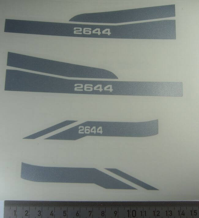 Folien-Dekor aus hochwertiger Selbst- klebefolie,           