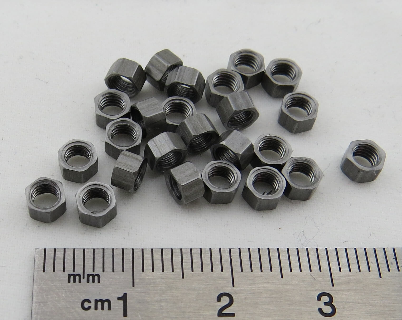 6-Kant-Modellmutter M3, Stahl, hoher Kopf. 25 Stück SW4,0   