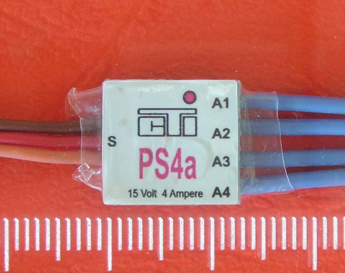 1x Memoryschalter PS4a mit 4x 4A-Ausgang 4x