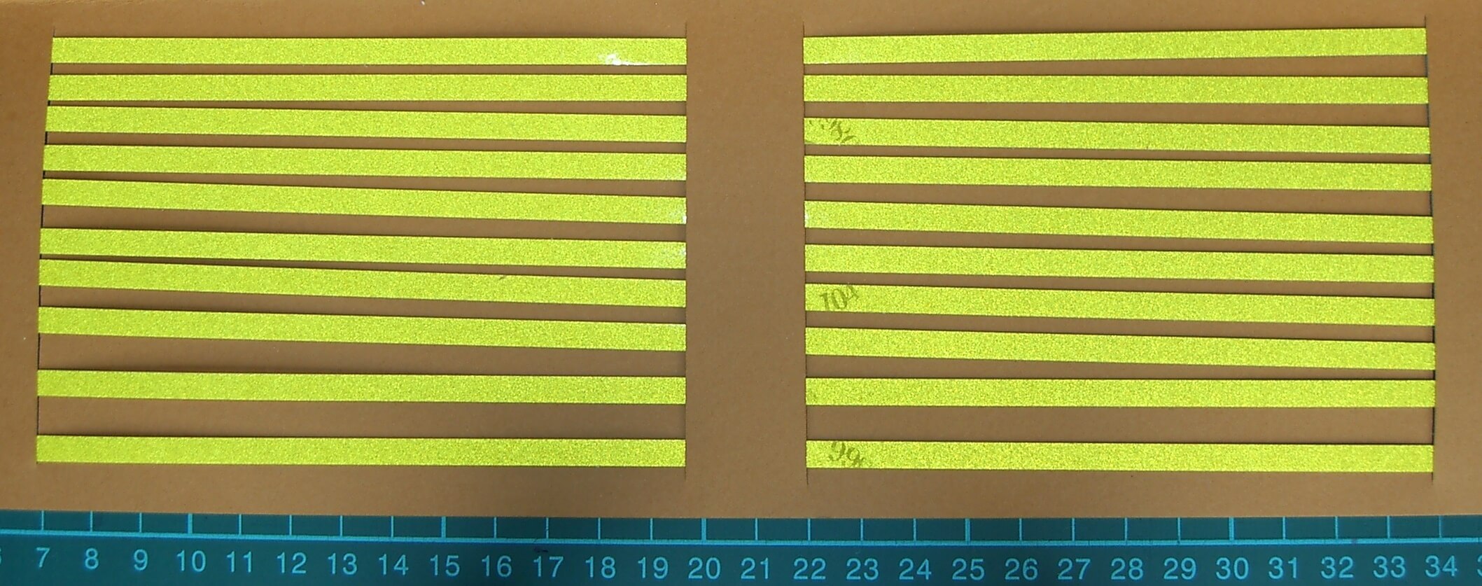 Warnstreifenset 5mm Streifenbreite, gelb-reflex, ca. 280mm  