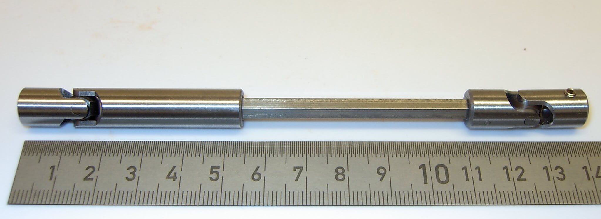 Doppel-Kardangelenk 10mm Durchmesser, Gesamtlänge           