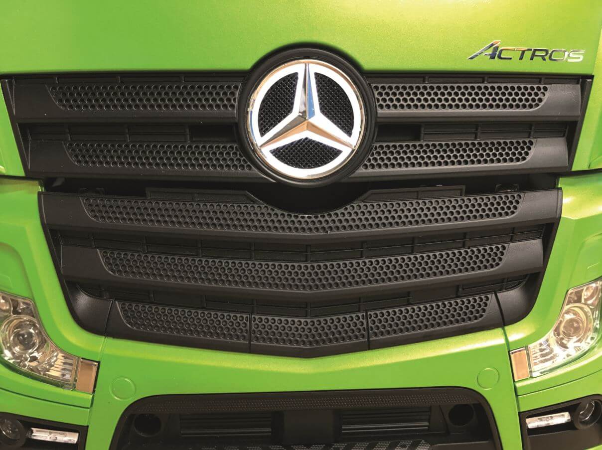 Beleuchteter Mercedes-Benz-Stern (weiß) für den Actros von  