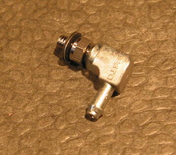 1 Schwenknippel M3/2,0. Für Schlauch 3/1,5-2,0mm. Passend