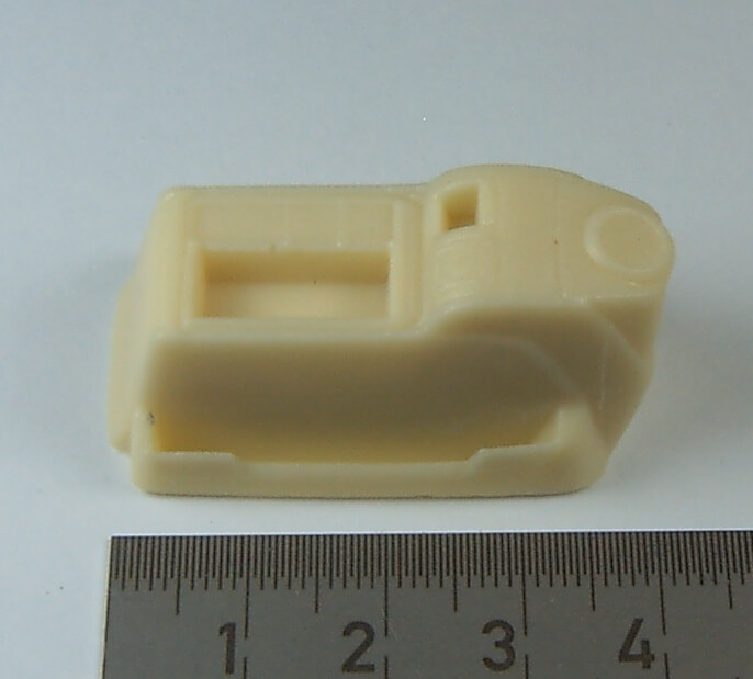 1 Schaltbox aus PU-Kunststoff. Passend