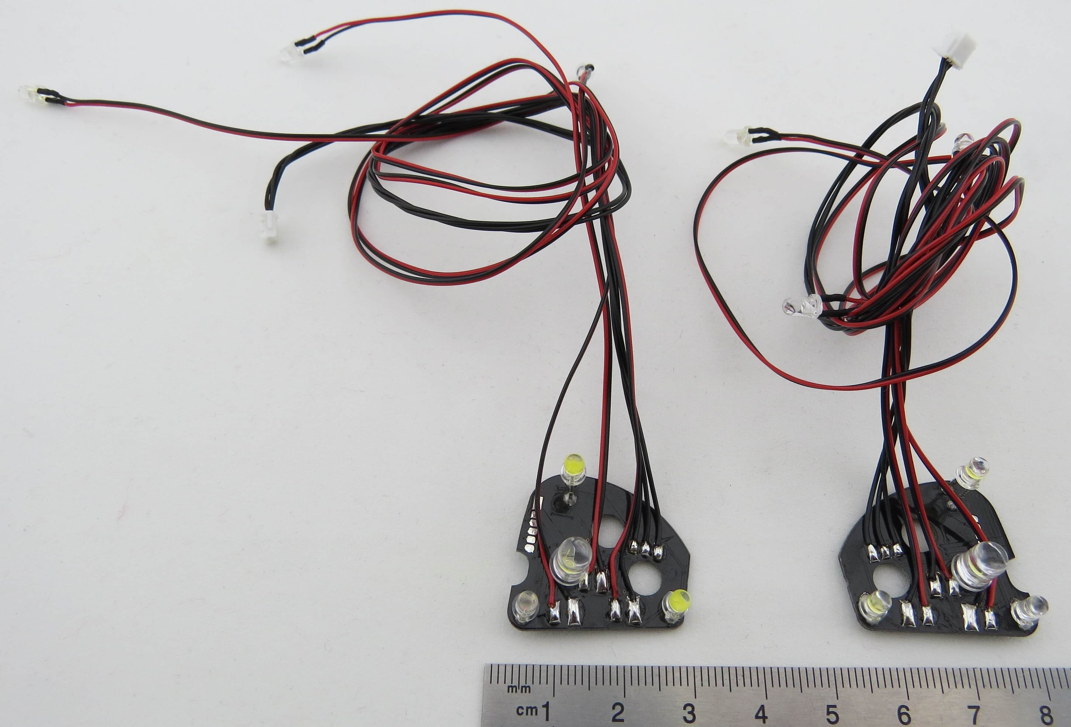 TAMIYA MB Arocs 3363/3348 vorne li./re.  inkl. Seitenblinker