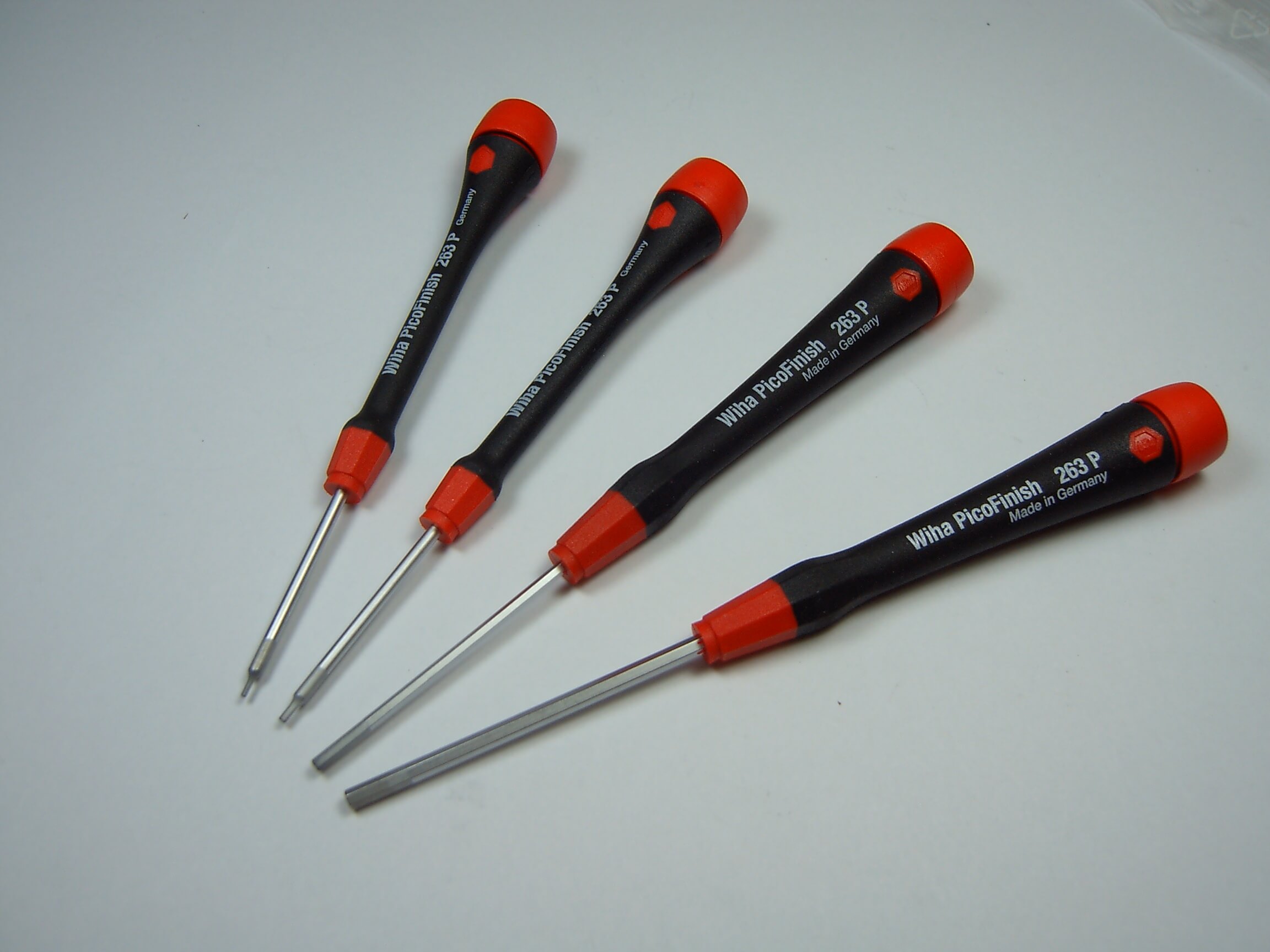 1 Sechskantdreher 0,9mmx40mm WIHA PicoFinish-263            