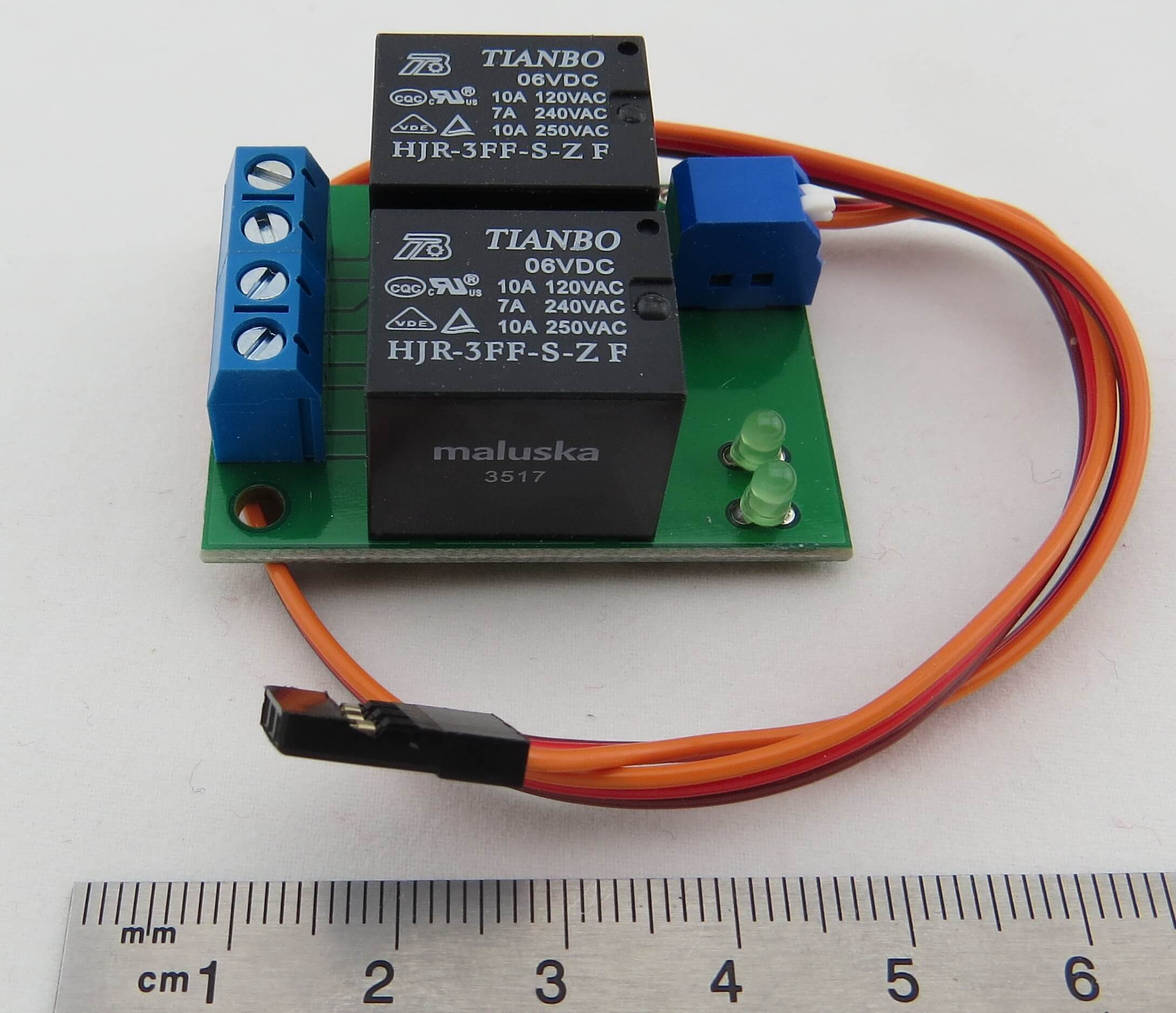 1x 2-Kanal-Schalter (2x 10A) / 2 Relais. 2 Verbraucher könne