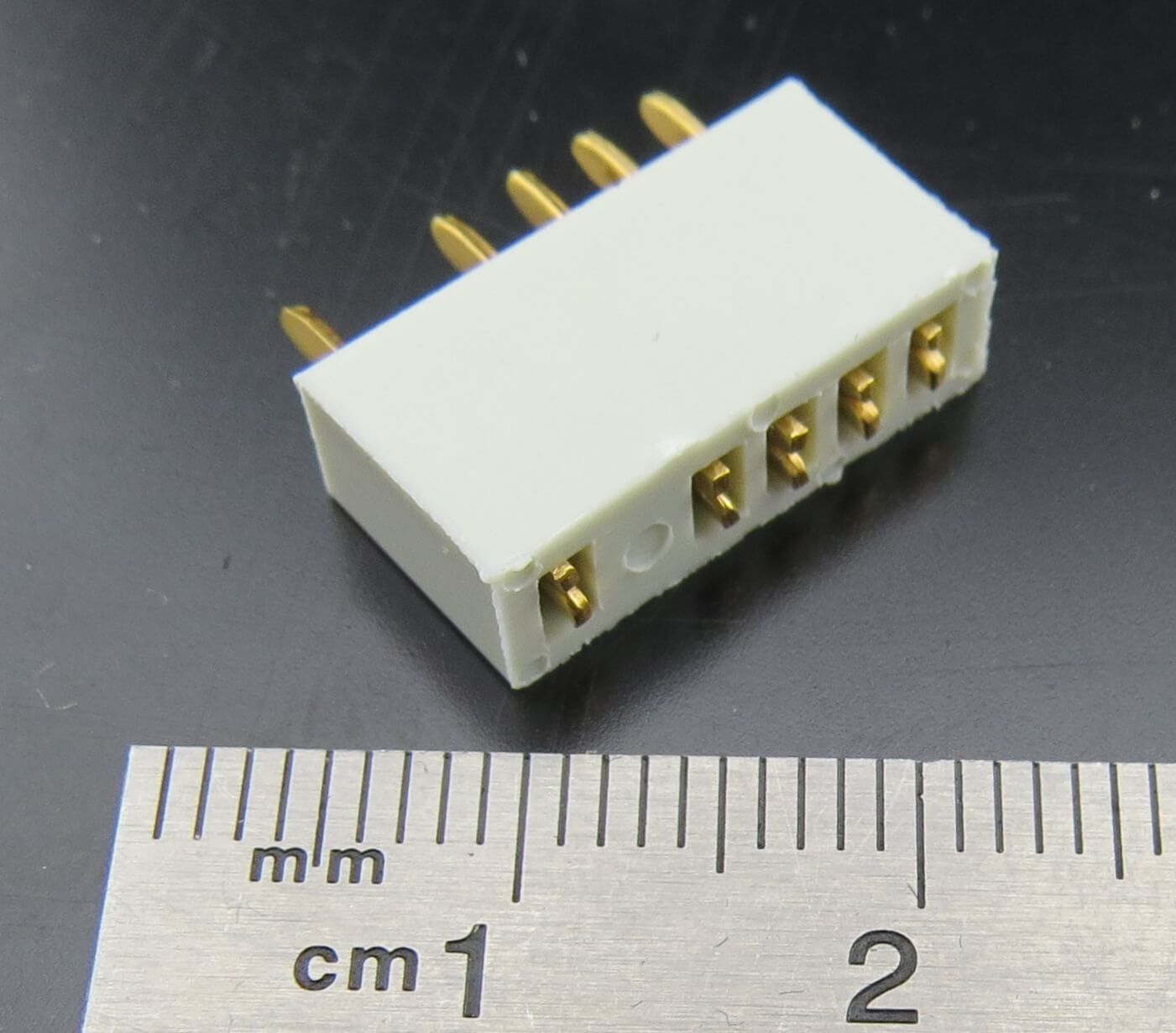 5-polige Buchse, ca. 16x5mm, Simprop-Servobuchse