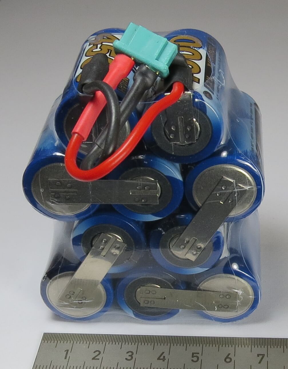 1 Akku-Racing-Pack mit 4500er-Zellen,SUB -C,12V 10 Zellen,  