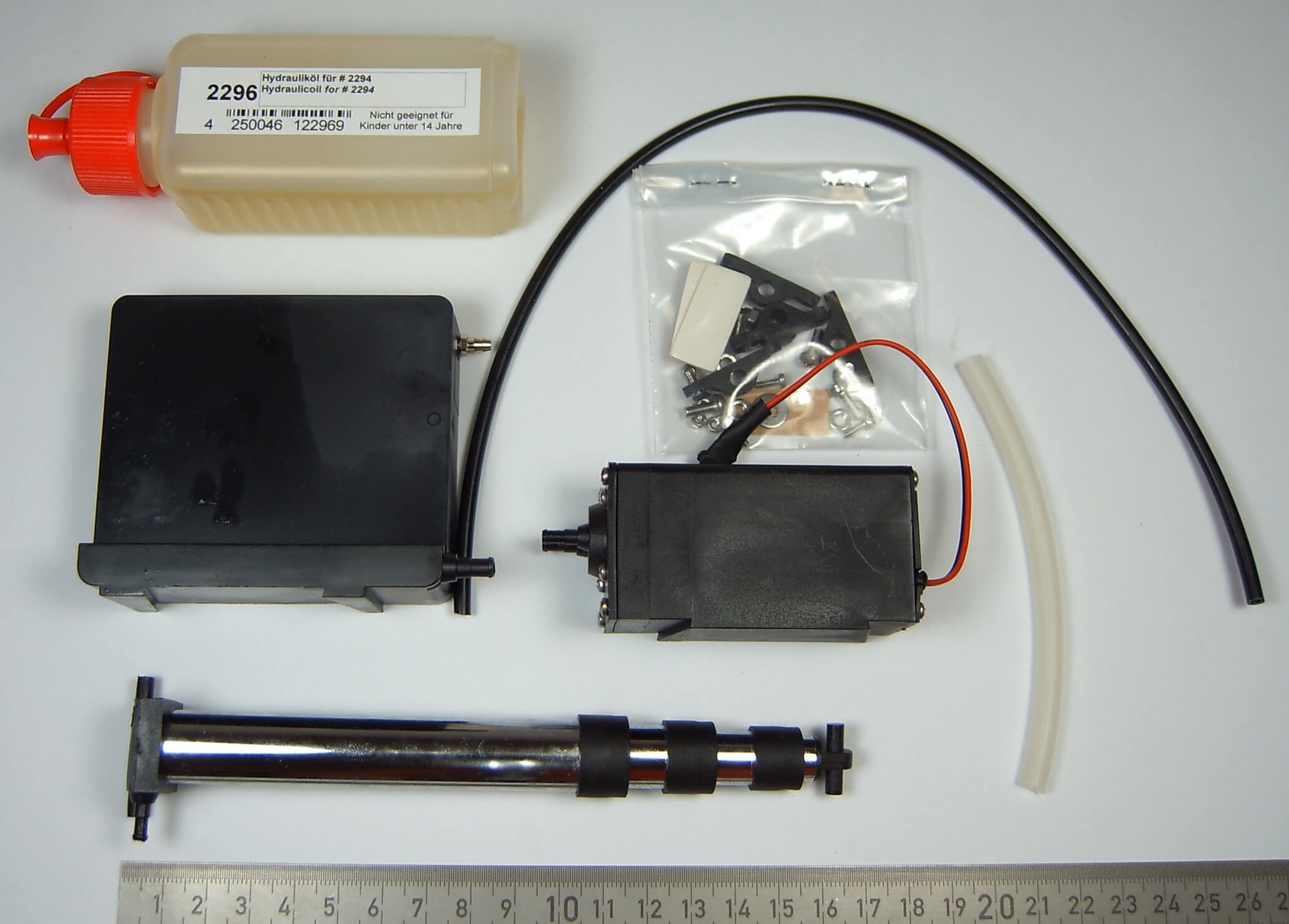 Muldenkipper-Hydraulik für alle Aufbau-  ten. Zylinder