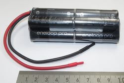 1x Akku-Pack mit 10x SANYO-Zellen (2xW). 12V, 2450mAh NiMH