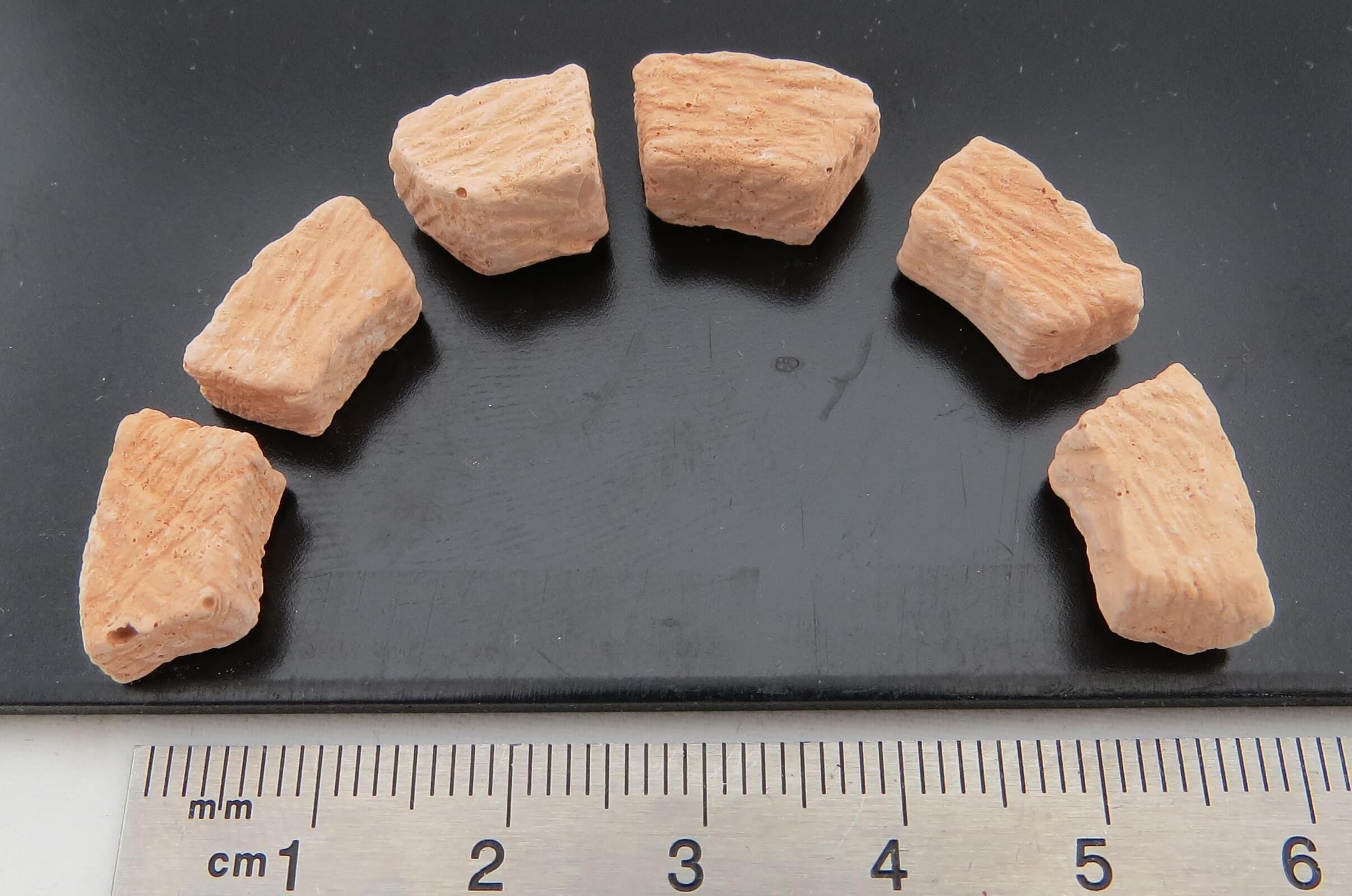 1x Beutel Bogen-Ziegelsteine, hell, ca.  14x7x7mm. Beutel mi