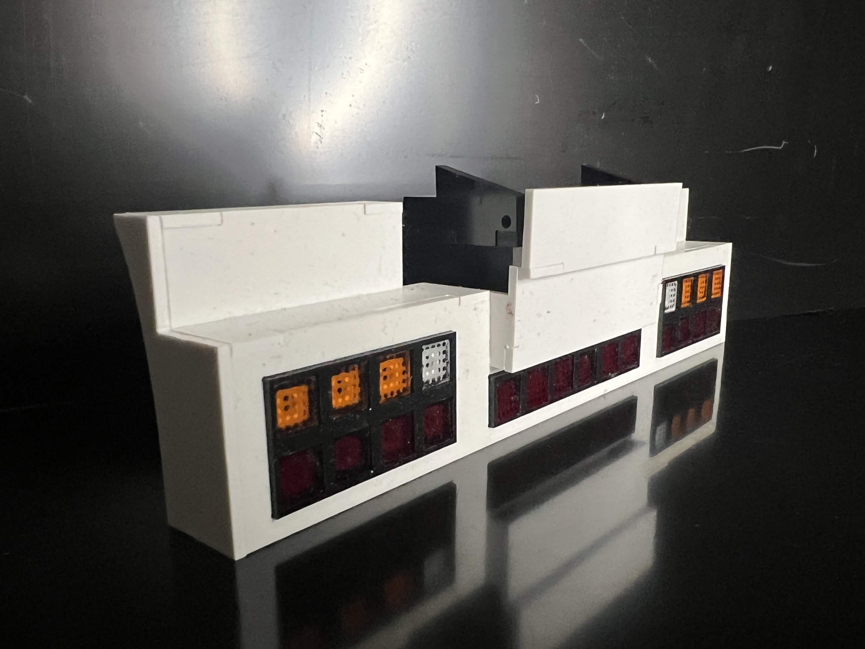 FineLine Heckstoßstange No.1 3 Achser Dänische Rückleuchten 