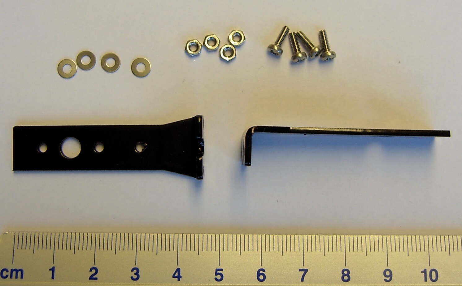 Halter für 6-Kammer-Rückleuchten aus Alu für Zugmaschinen