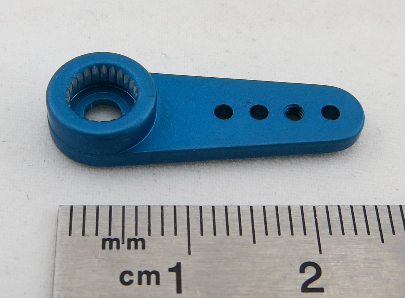 1x Metallhorn für Servo, halber Arm. HITEC, Abtriebshebel. C