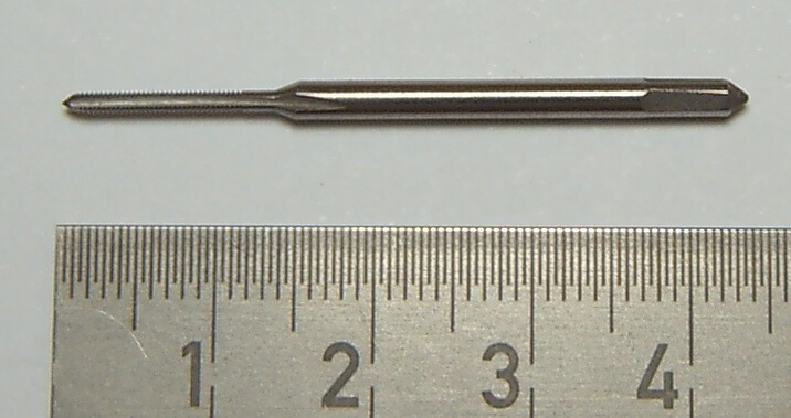 Gewindebohrer HSS M1,4 (1 Stück), 3 geschliffene Flächen    