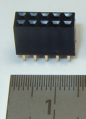 1 Stiftleiste 10-polig (2x5), gerade Kontakte. BUCHSEN. Zum 